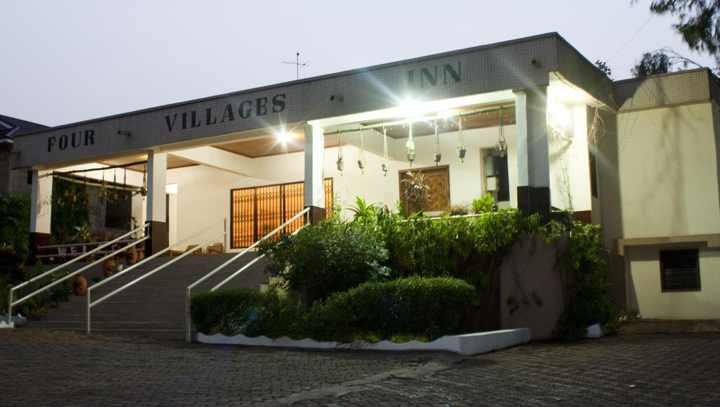 Four Villages Inn كوماسي المظهر الخارجي الصورة